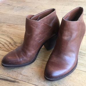 Lucky Brand Brown Leather Bootie size 7